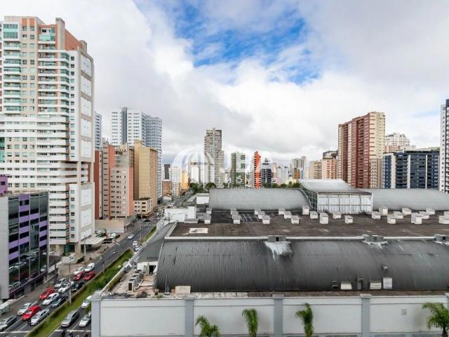 Ponto Comercial venda em Batel, Curitiba