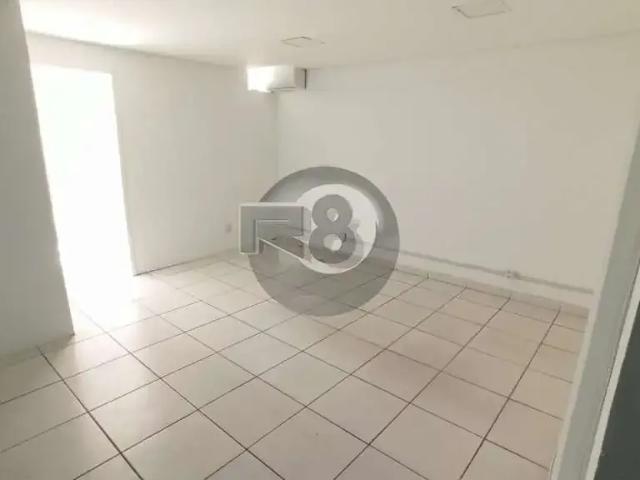 Ponto Comercial venda em Região Geográfica Imediata de Florianópolis, Desterro