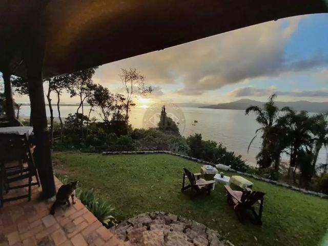 Ponto Comercial venda em Morro da Mariquinha, Florianópolis