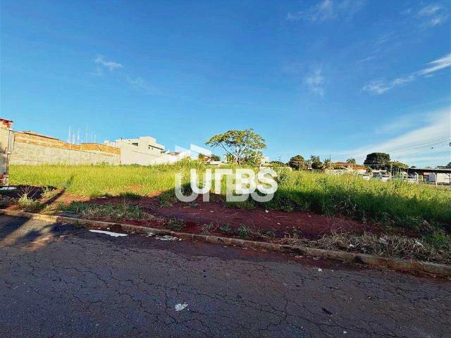 Ponto Comercial venda em Jardim Petrópolis, Goiânia
