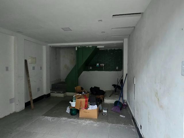 Ponto Comercial venda em Região Praias da Baía, Niterói