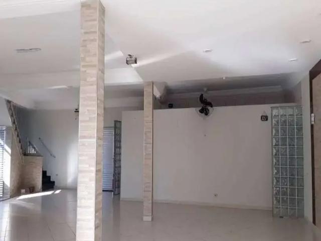 Ponto Comercial venda em Região Imediata de São Paulo, Região Metropolitana de São Paulo
