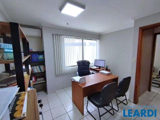 Ponto Comercial venda em Região Imediata de São José dos Campos, Região Metropolitana do Vale do Paraíba e Litoral Norte