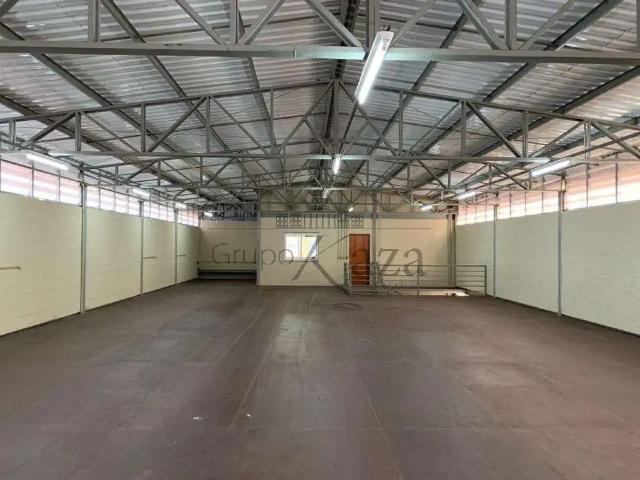 Ponto Comercial venda em Região Imediata de São José dos Campos, Região Metropolitana do Vale do Paraíba e Litoral Norte
