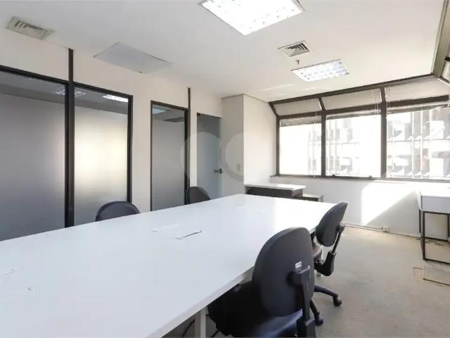 Ponto Comercial venda em Região Imediata de São Paulo, Região Metropolitana de São Paulo