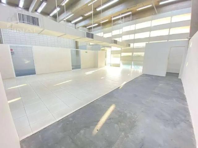 Ponto Comercial venda em Região Imediata de São Paulo, Região Metropolitana de São Paulo