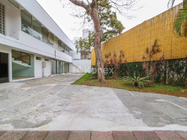 Ponto Comercial venda em Caxingui, São Paulo