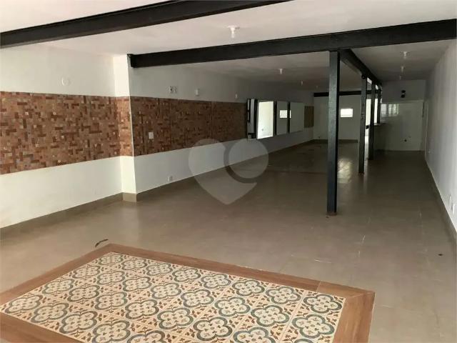 Ponto Comercial venda em Região Imediata de São Paulo, Região Metropolitana de São Paulo
