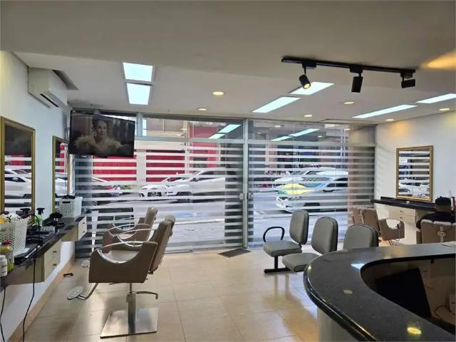 Ponto Comercial venda em Região Imediata de São Paulo, Região Metropolitana de São Paulo