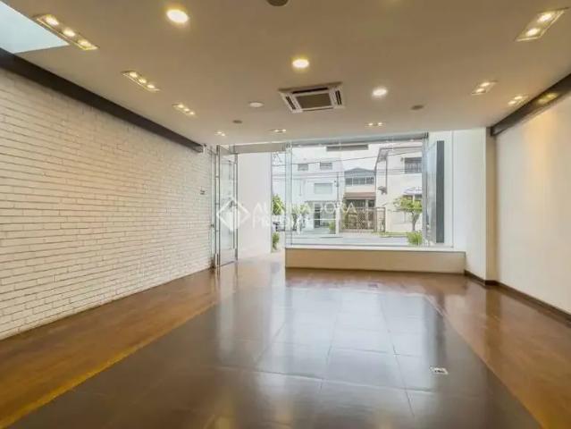 Ponto Comercial venda em Região Imediata de São Paulo, Região Metropolitana de São Paulo