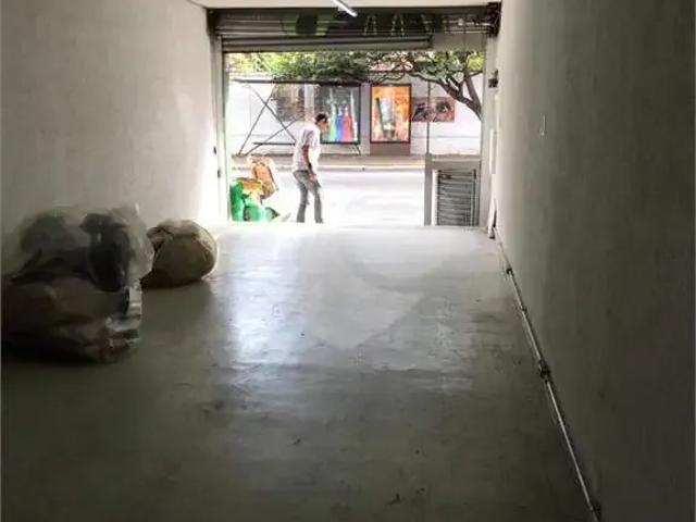Ponto Comercial venda em Região Imediata de São Paulo, Região Metropolitana de São Paulo
