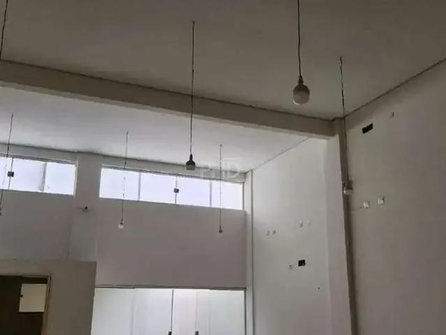 Ponto Comercial venda em Região Imediata de São Paulo, Região Metropolitana de São Paulo