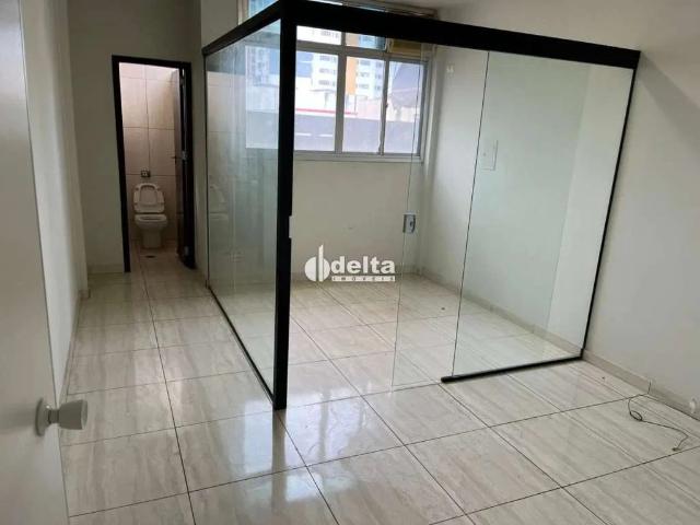 Ponto Comercial venda em Setor Central, Uberlândia