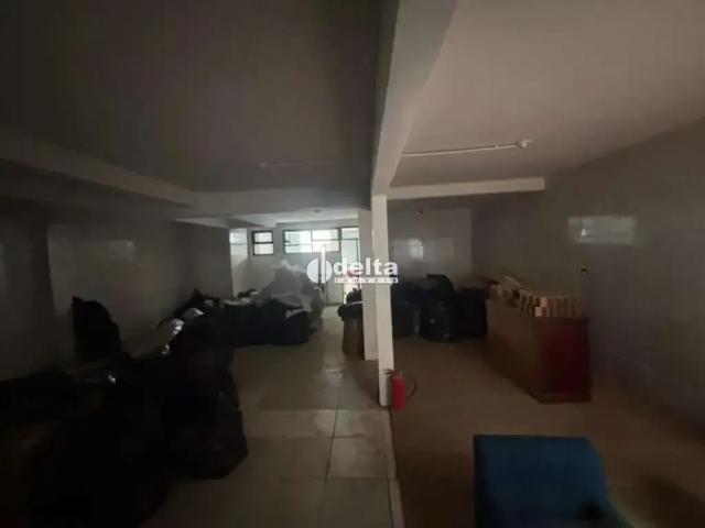 Ponto Comercial venda em Setor Central, Uberlândia