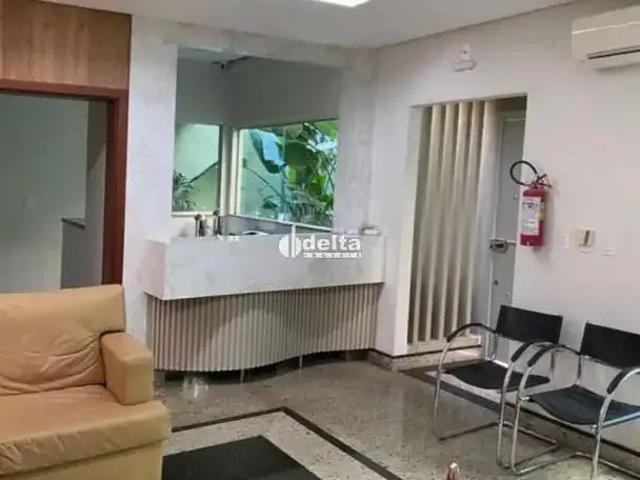 Ponto Comercial venda em Setor Central, Uberlândia