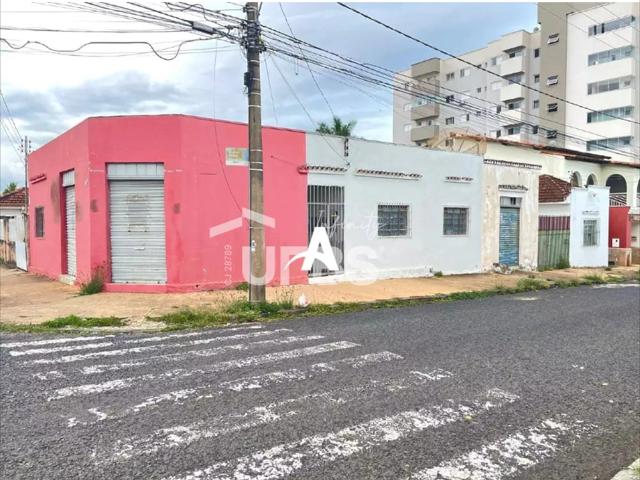 Ponto Comercial venda em Setor Central, Uberlândia