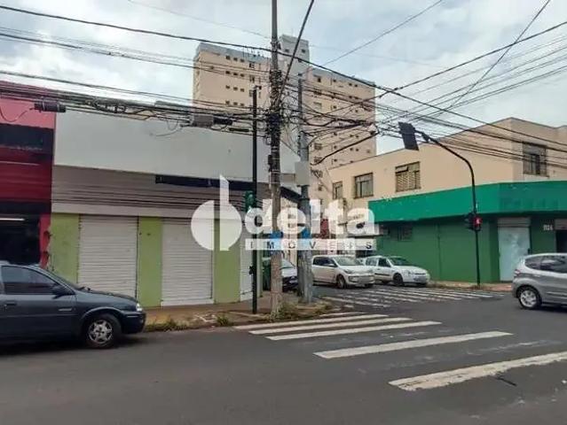 Ponto Comercial venda em Setor Central, Uberlândia