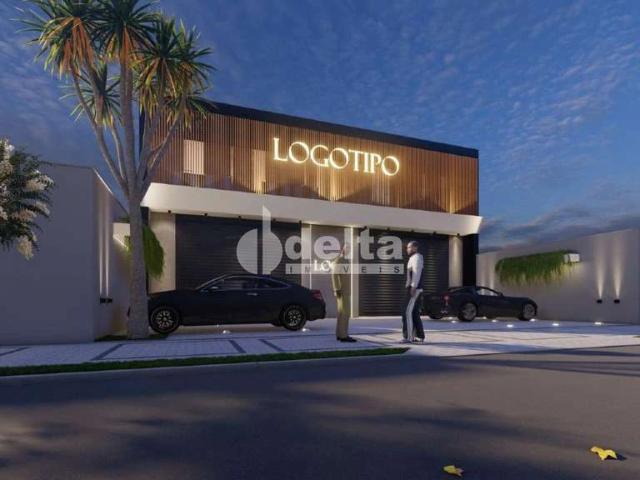Ponto Comercial venda em Novo Mundo, Uberlândia