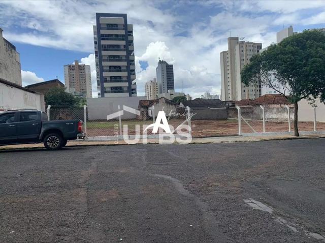 Ponto Comercial venda em Setor Central, Uberlândia