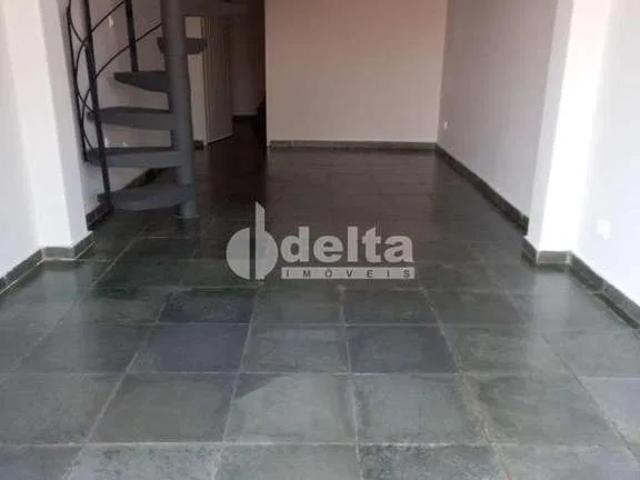 Ponto Comercial venda em Novo Mundo, Uberlândia