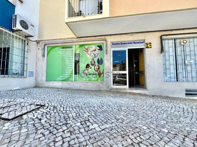 Loja alugar em Quinta dos Eucaliptos, Almada