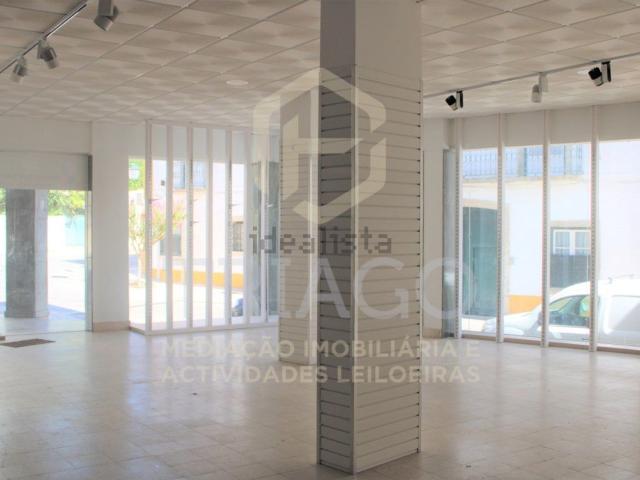 Ponto Comercial venda em Coruche, Bairro Novo