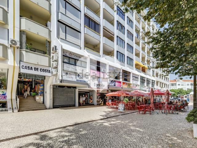 Loja venda em Almada, Setúbal