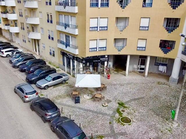 Loja venda em Santo António da Caparica, Almada
