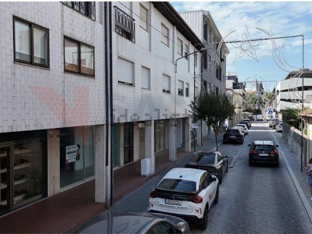 Loja venda em Lousada, Porto