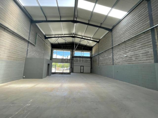 Armazém venda em Nespereira e Casais, Lousada