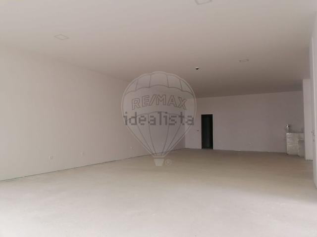 Loja alugar em Maia, Porto