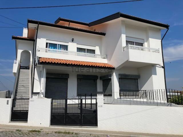 Loja alugar em Monte Xisto, Custóias