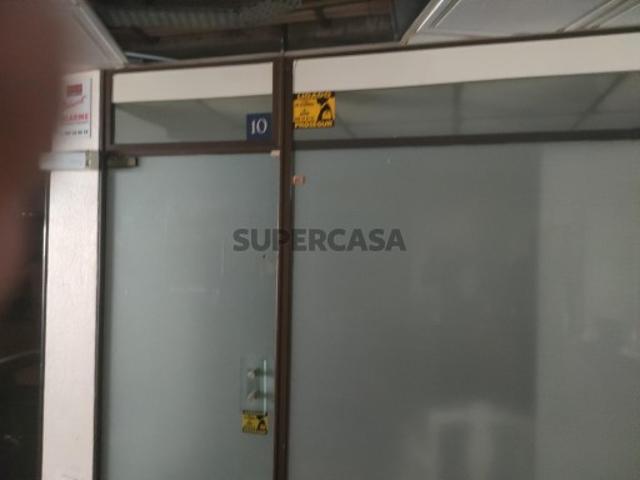 Armazém venda em Albufeira e Olhos de Água, Albufeira