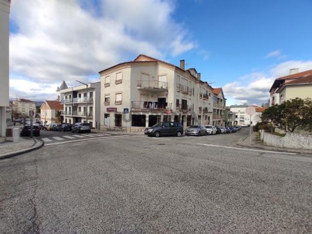 Armazém venda em Alcanena, Santarém