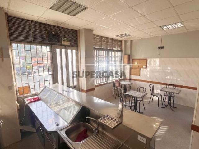 Armazém venda em Benfica, Lisboa