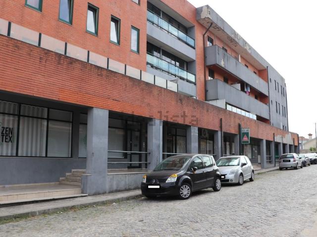 Loja venda em Carrezedo, Vila Nova de Famalicão