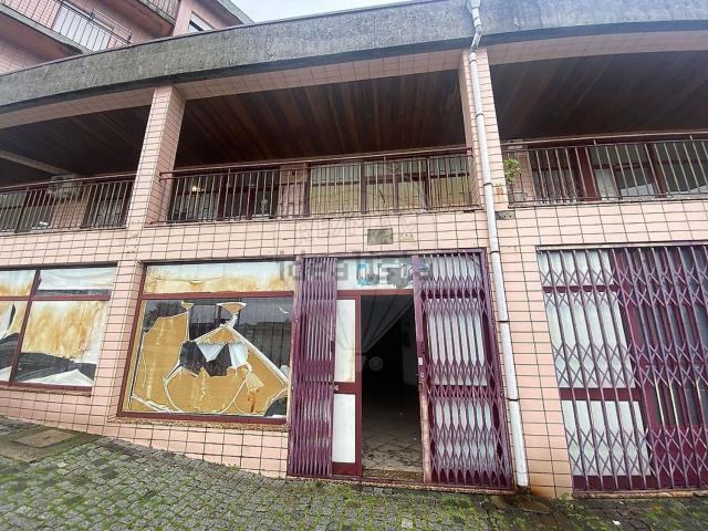 Loja venda em Gavião, Braga