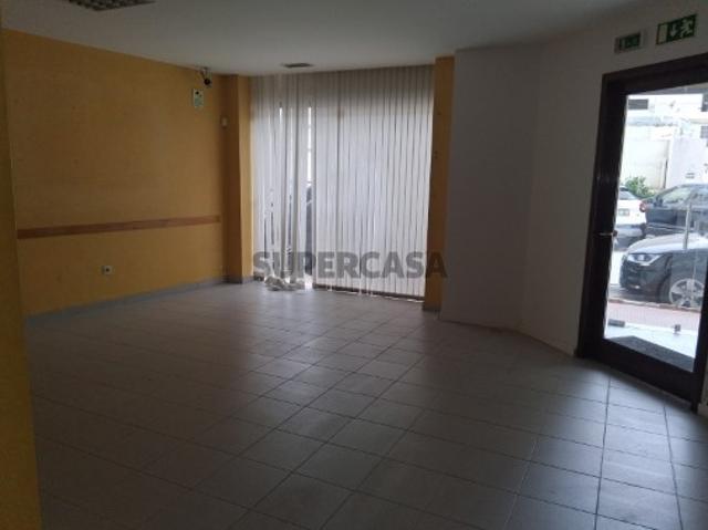 Armazém venda em Faro