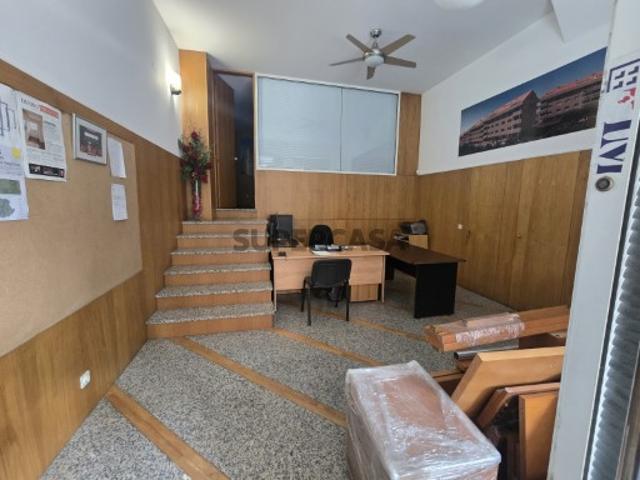 Armazém venda em Devesas, Vila Nova De Gaia