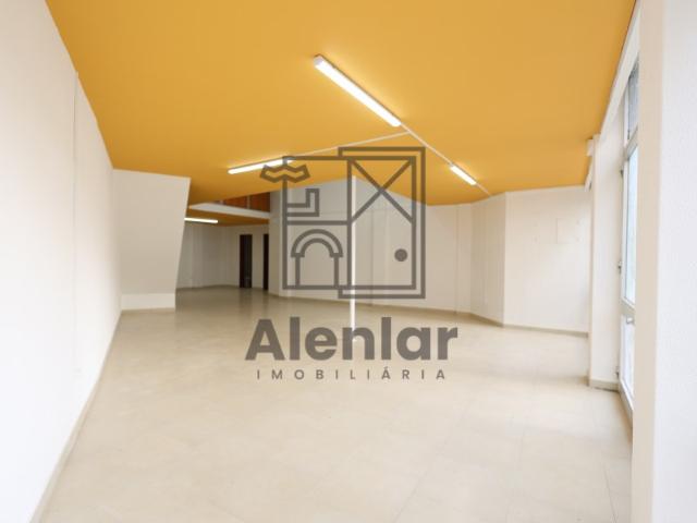 Loja alugar em Alenquer (Santo Estêvão e Triana), Alenquer