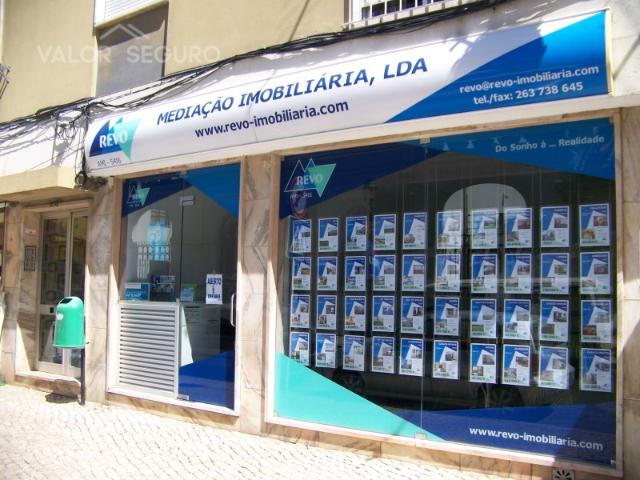 Loja venda em Alenquer (Santo Estêvão e Triana), Alenquer
