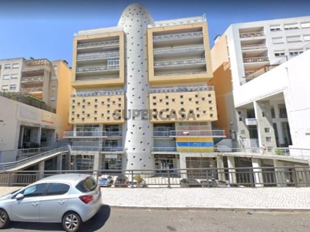 Armazém venda em Oeiras, Lisboa