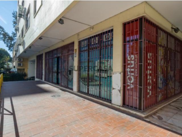 Armazém venda em Lisboa