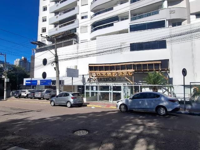 Ponto Comercial aluguel em Kobrasol, São José