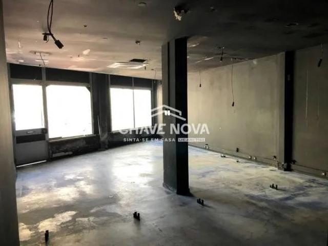 Loja venda em Urbanização das Sapateiras, Santiago Dos Velhos