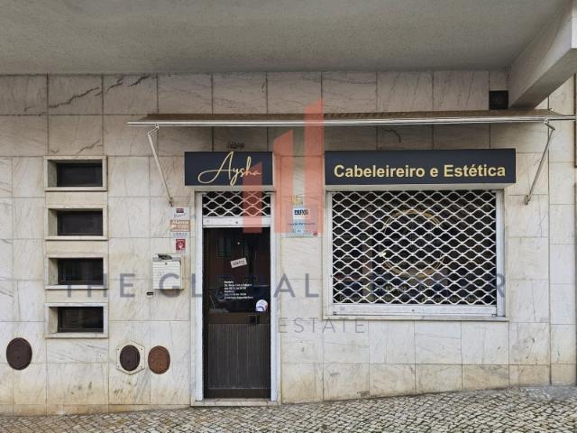 Ponto Comercial venda em Rio De Mouro, Rio de Mouro Velho
