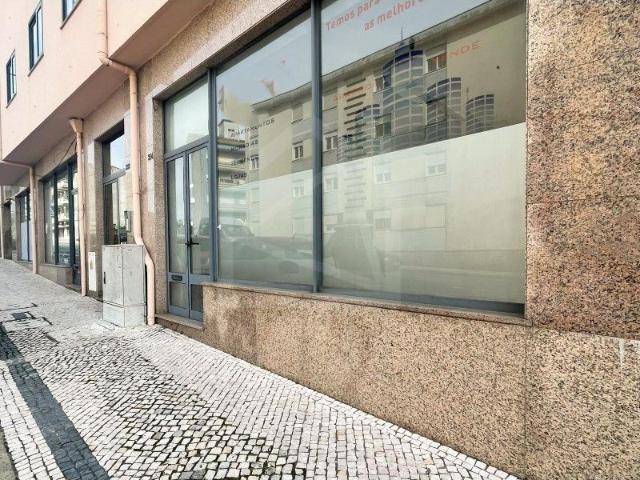 Loja venda em São João Da Madeira, Aveiro