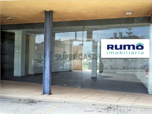 Armazém venda em Romé, Viana Do Castelo