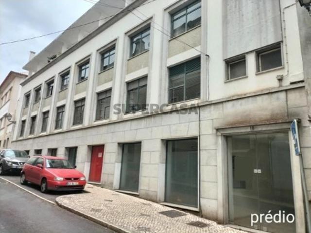 Armazém venda em Torres Novas, Santarém