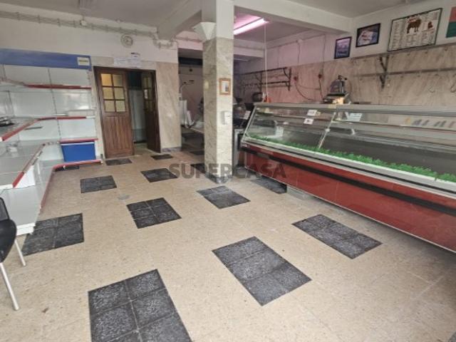 Armazém venda em Sesimbra (Castelo), Sesimbra